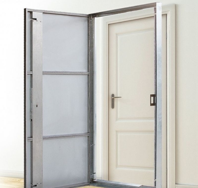 Doorclosed puerta antiokupa
