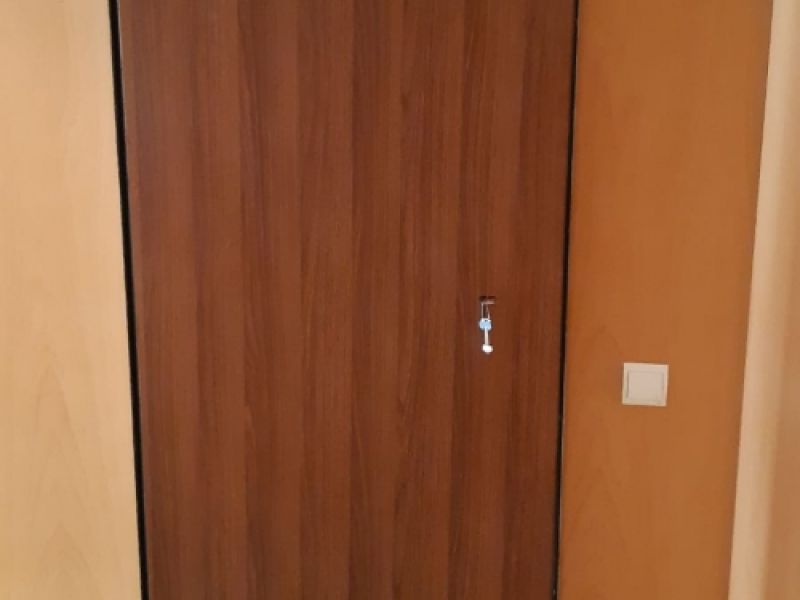 Puerta antiocupa Vista Exterior