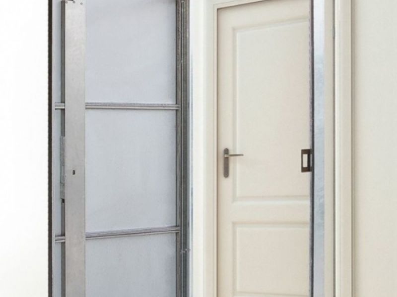 Doorclosed puerta antiokupa
